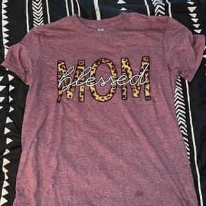Western mom graphic tee
